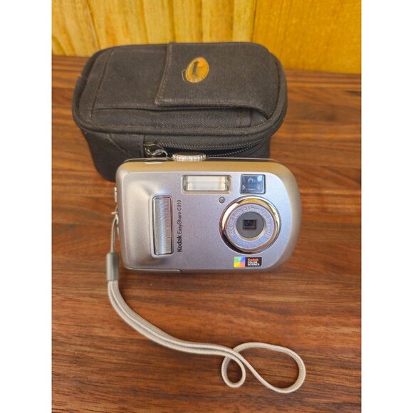 Kodak EasyShare C310 Digital Camera With Carrying Case & Wrist Strap - Picture 1 of 7